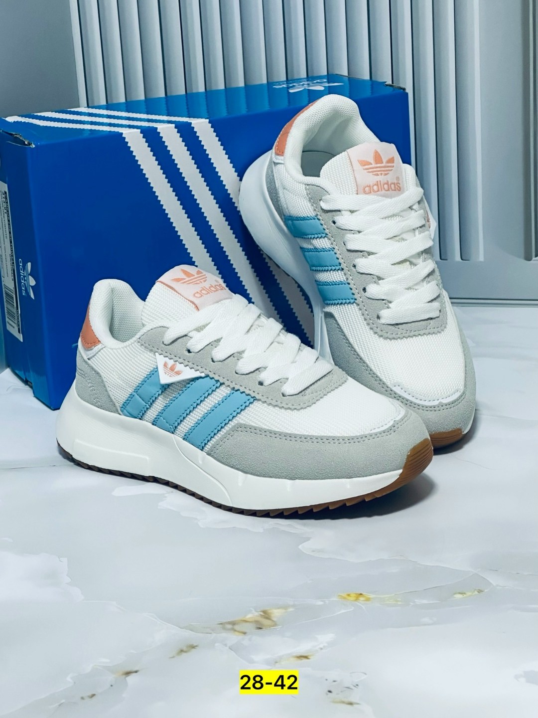 кроссовки женские adidas,,кроссовки adidas,женские кроссовки,кроссовки adidas original