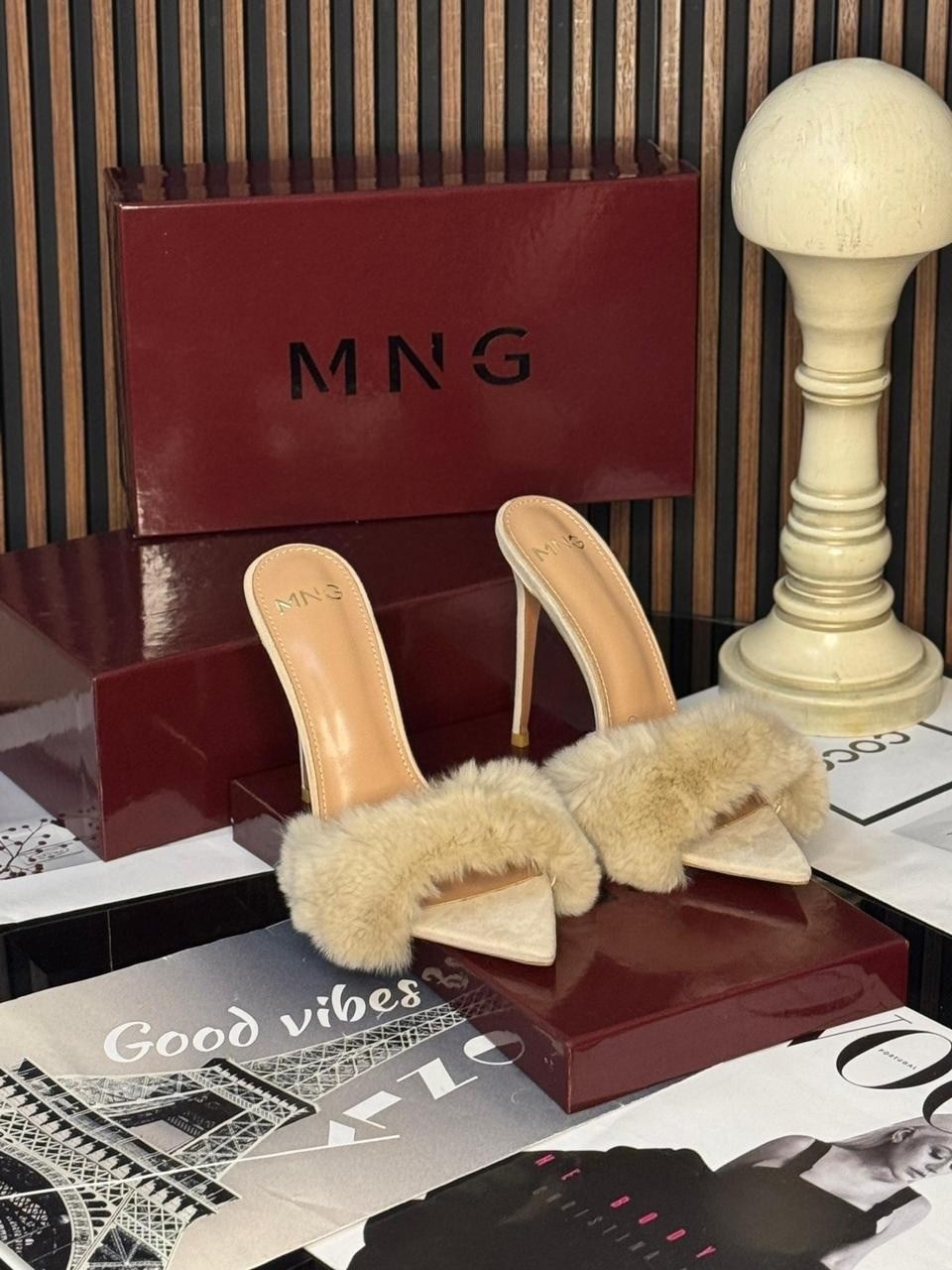 ,босоножки с мехом на каблуке,босоножки с мехом,меховые босоножки на каблуке,мюли женские с мехом