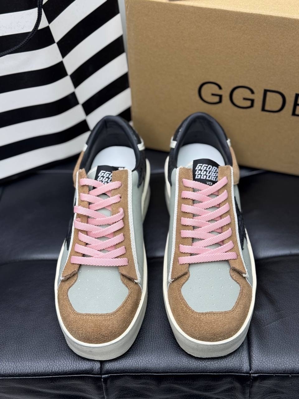 golden goose кеды stardan коричневый,,golden goose кеды superstar со вставками коричневый,кроссовки golden goose,кеды golden goose