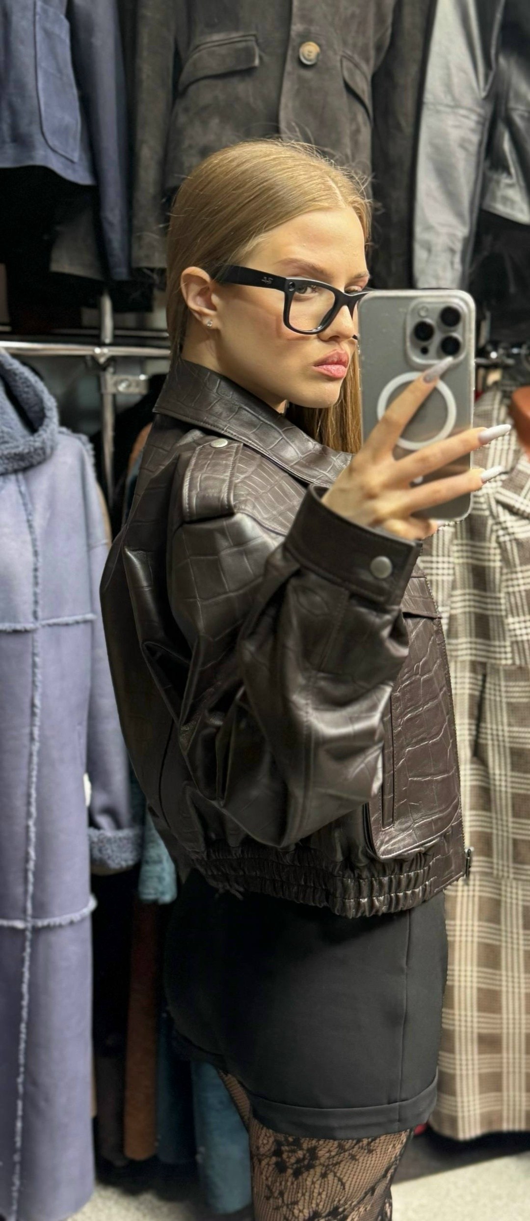 кожаная куртка,куртка кожаная женская,кожаная куртка оверсайз,куртка женская,куртка