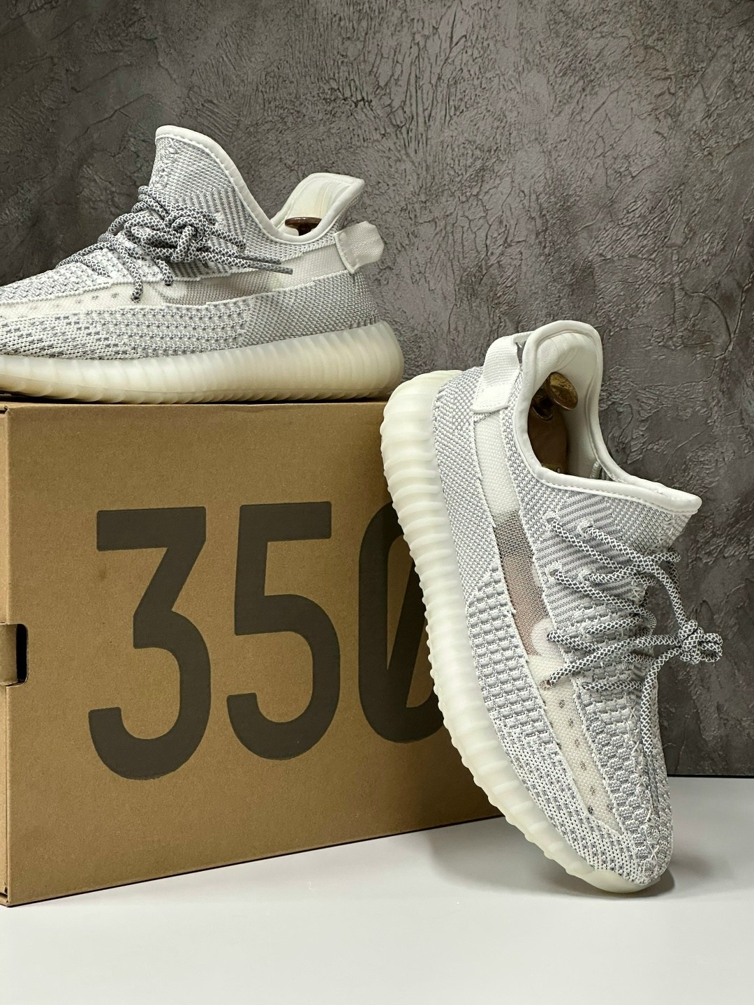 adidas yeezy boost 350 v2 cloud white reflective,adidas yeezy boost 350 v 2,adidas yeezy boost 350 v2 cloud white,adidas yeezy boost 350,adidas yeezy boost