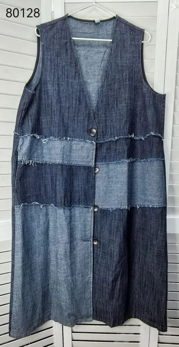 жилет джинсовый,джинсовые сарафаны,жилет женский джинсовый,женский джинсовый жилет с v-образным вырезом,жилет из старых джинсов