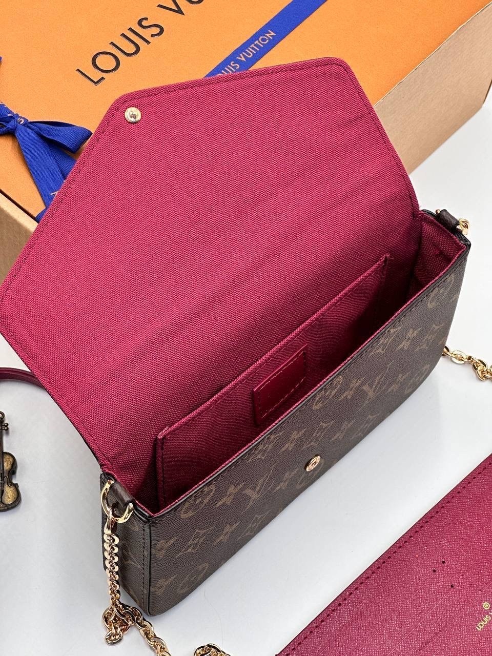 сумка louis vuitton,сумки луи виттон,pochette louis vuitton,сумка женская louis vuitton,louis vuitton сумка на плечо