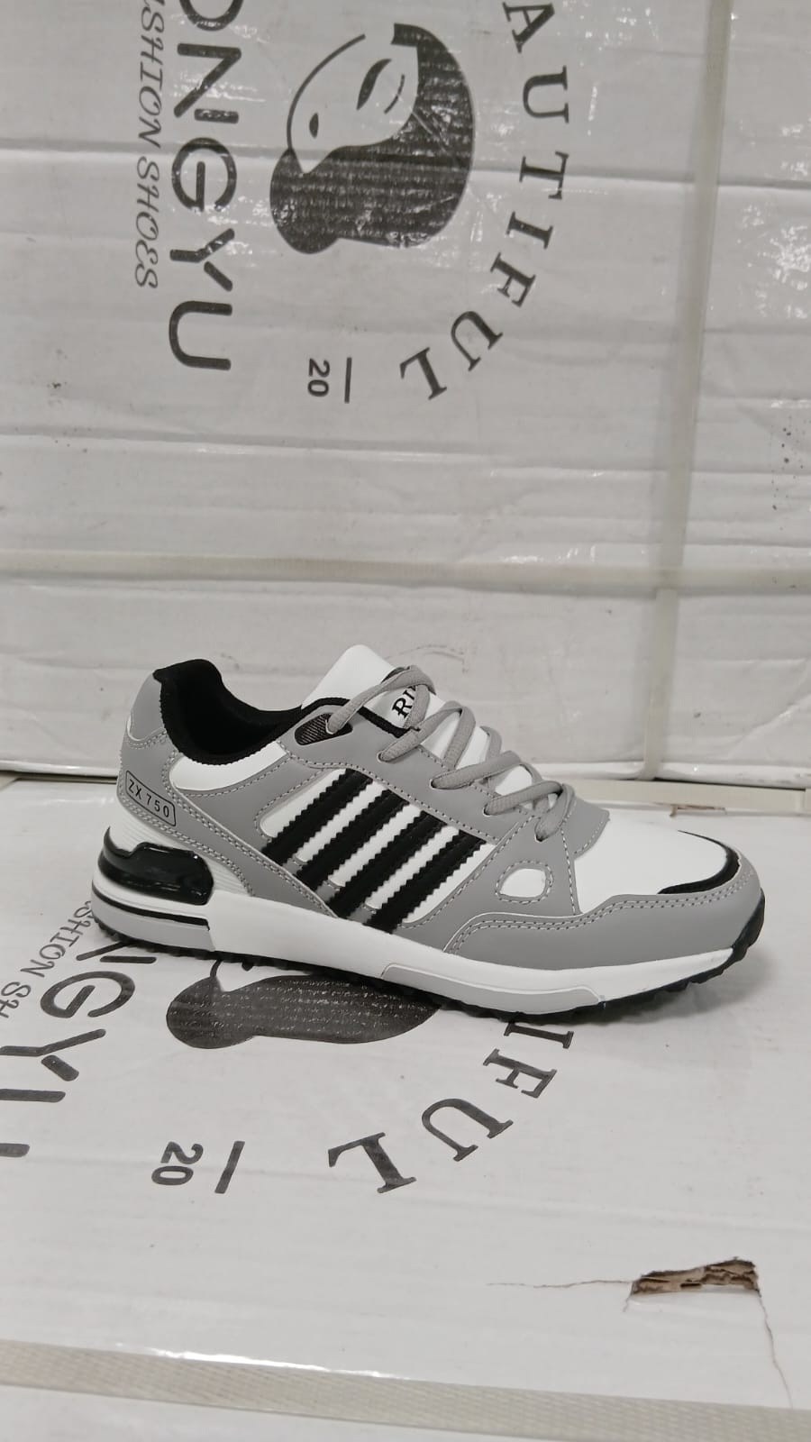 кроссовки adidas,кроссовки adidas zx 750,мужские кроссовки,кроссовки мужские adidas,мужские кроссовки adidas zx 750