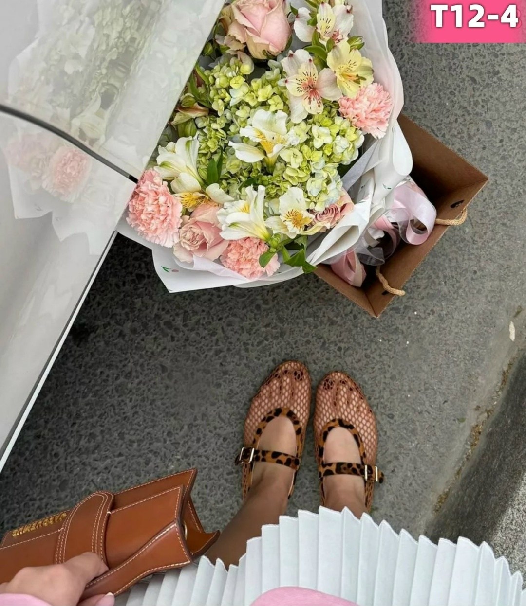 букет,цветами,цветочные букеты,букет девушке,туфли балетки