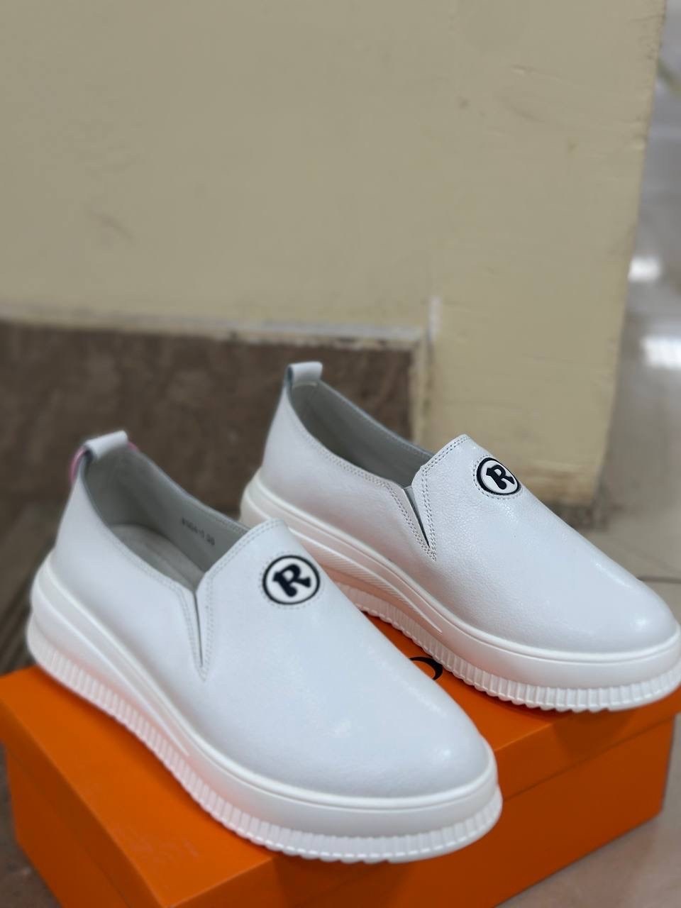 слипоны женские,,белые слипоны,эконика слипоны белые,женские слипоны из натуральной кожи