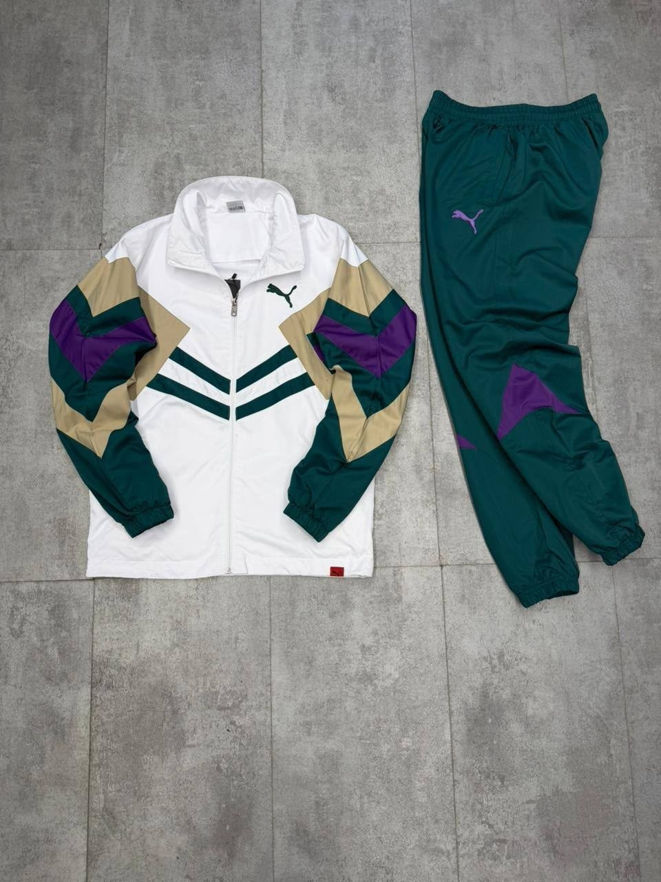 спортивный костюм puma ретро в стиле 90х мужской,спортивный костюм puma винтажный,спортивные костюмы puma в стиле 90-х,спортивный костюм puma в стиле ретро 90х,спортивный костюм puma в стиле ретро 80х