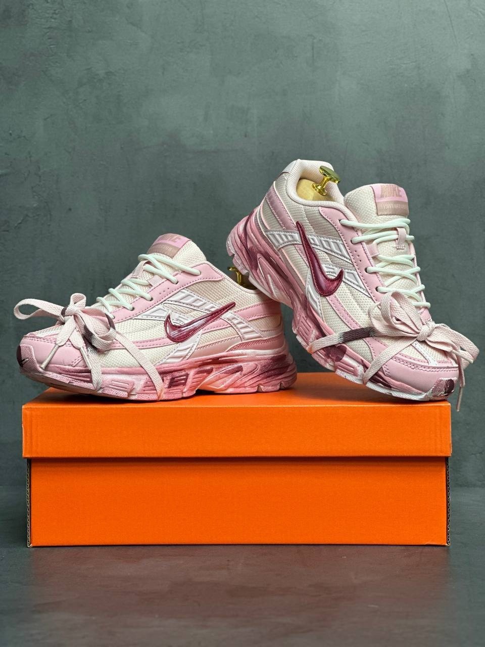 кроссовки nike initiator pink,кроссовки nike initiator розовые,женские беговые кроссовки nike initiator ярко-розовый,кроссовки для женщин nike initiator pink,женские кроссовки nike initiator "pink"
