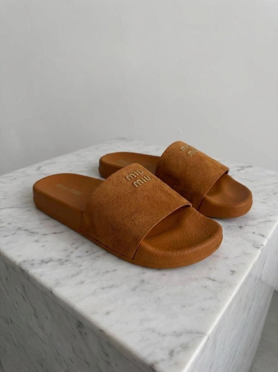 ,шлепанцы женские,тапочки модные,летние женские шлепанцы,шлёпанцы miu miu