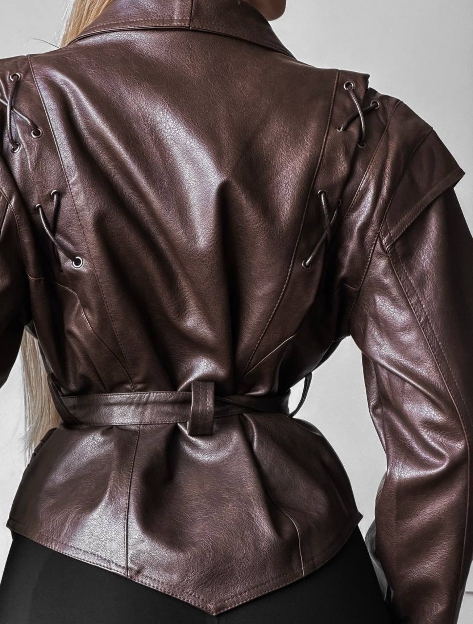 женская кожаная куртка,кожаная куртка,куртка из экокожи,женская куртка из экокожи,косуха куртка кожаная с поясом chauzi