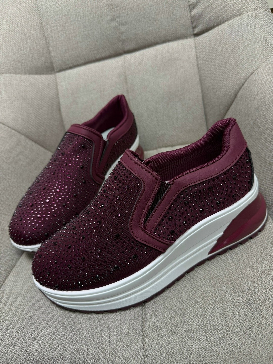 ,женские кроссовки,обуви,женская спортивная ,повседневная