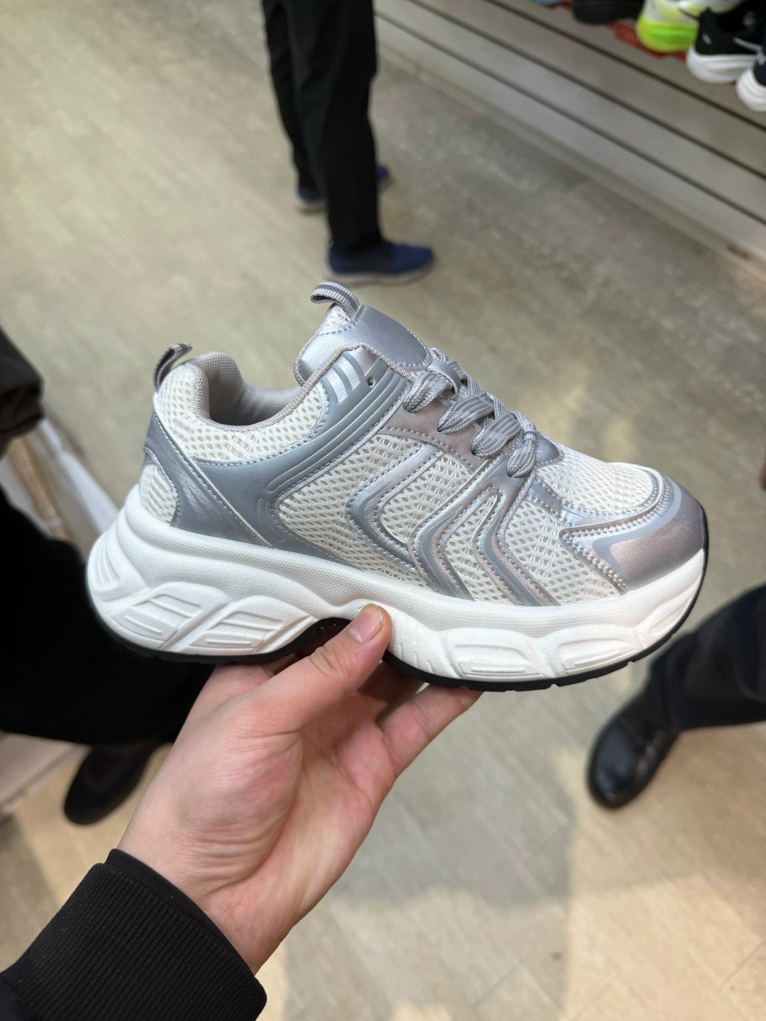 кроссовки женскиe,кроссовки,массивные кроссовки женские,массивные кроссовки,повседневные кроссовки