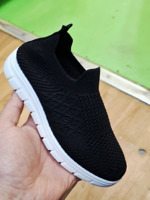 ,женские кроссовки,спортивная ,женская ,кроссовки