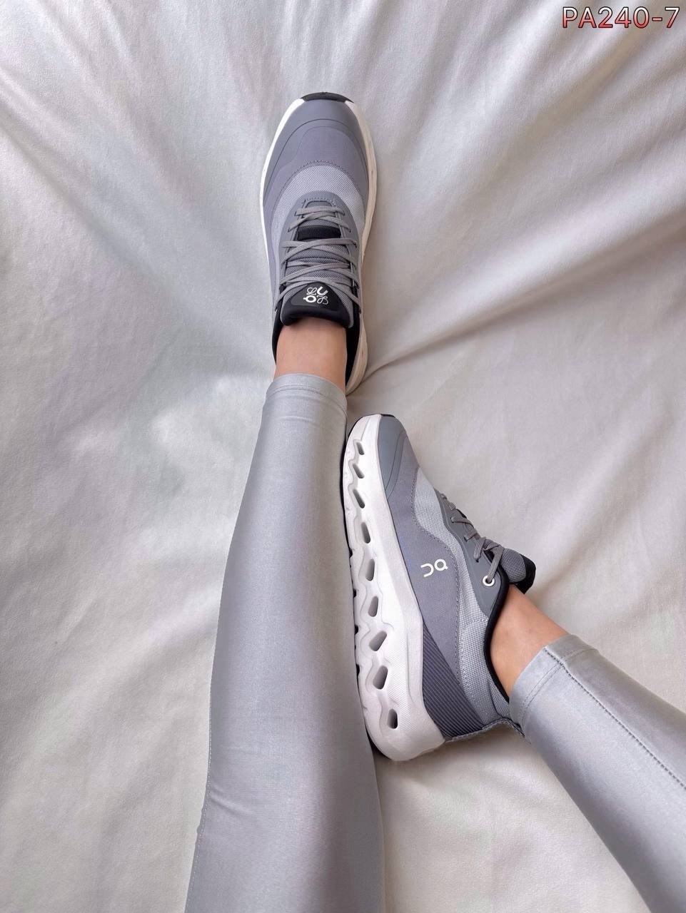 кроссовки cloudtilt 2. 0 из коллаборации с loewe on running серый,кроссовки on loewe x wmns cloudtilt 2 серый,кроссовки из коллаборации с cloudtilt 2.0 loewe серый,кроссовки on loewe x cloudtilt 2 сер