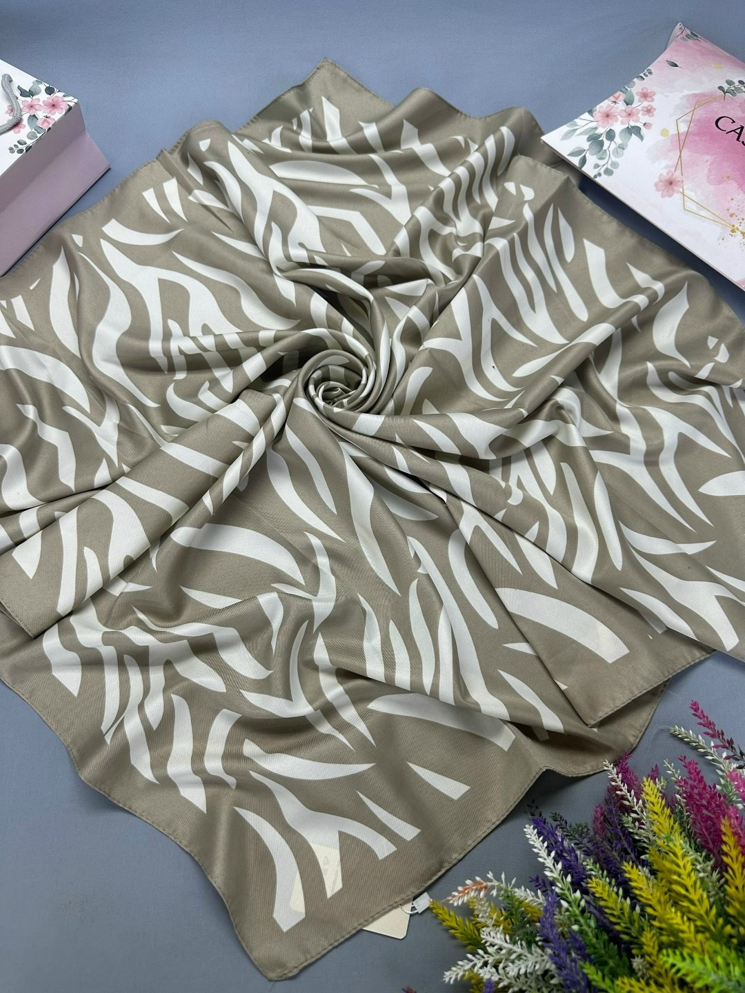 платки шелковые,платки женские,платки шарф,платка,атласный платок