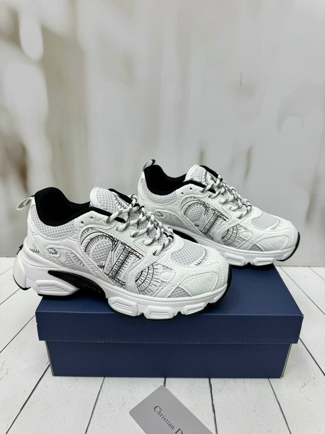 женские кроссовки dior chrono premium white grey,кроссовки dior,кроссовки christian dior,кроссовки женские balenciaga,женские кроссовки