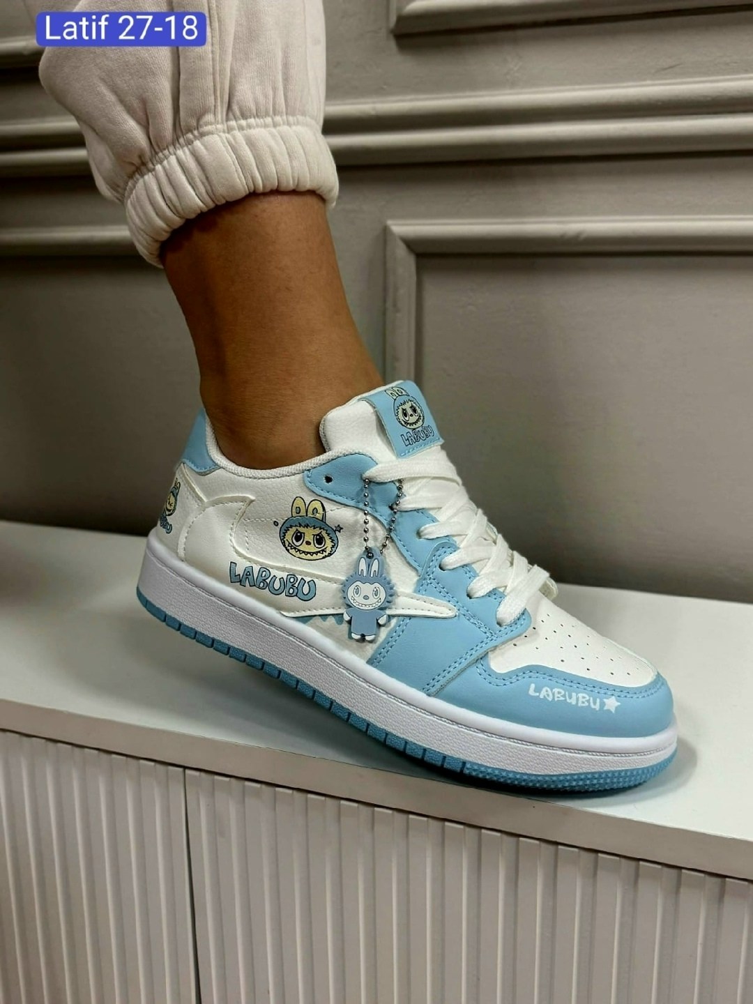 кроссовки,кроссовки женскиe,женские кроссовки nike,классические кроссовки женские,оригинальные кроссовки