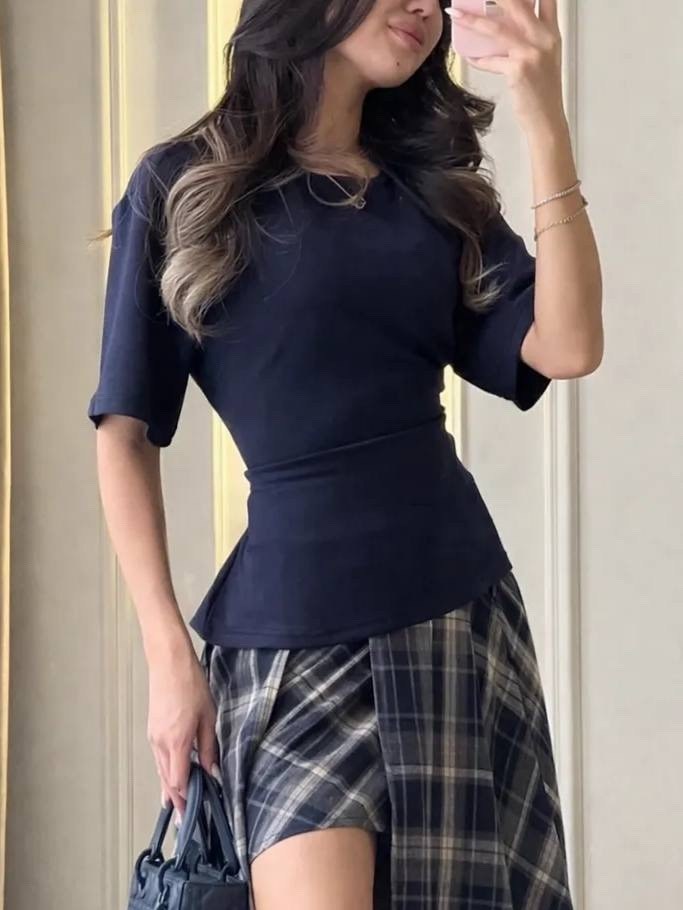 повседневная прическа,на длинные волосы стрижки,костюм с юбкой,длинные волосы прическа