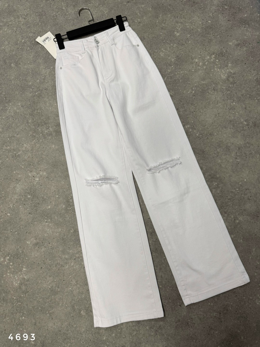 белые джинсы палаццо,джинсы белые,белые джинсы широкие,рваные широкие джинсы,белые джинсы женские