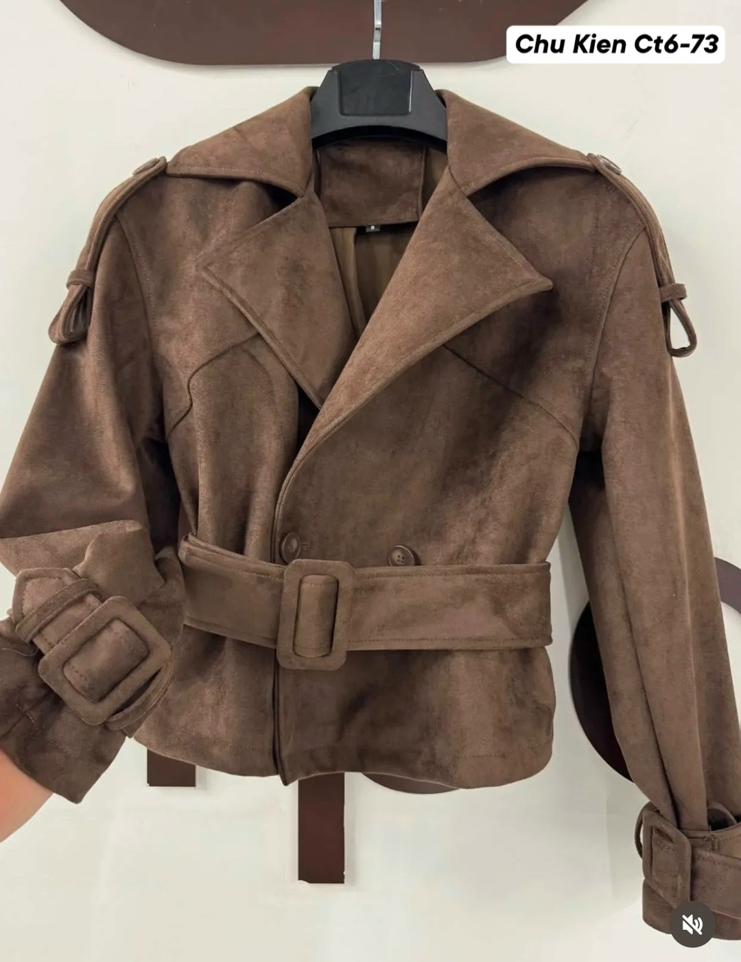 куртка косуха замшевая коричневая с поясом tadari,замшевая куртка,куртка женская замшевая,замшевая куртка с поясом,классическая коричневая замшевая женская куртка с поясом