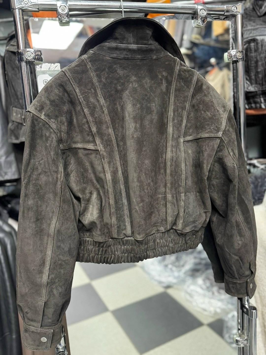 замшевая куртка,куртка кожаная,куртка бомбер,женская куртка бомбер,женская кожаная куртка