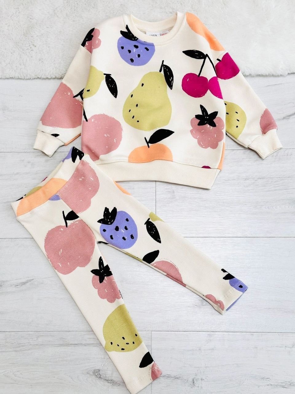 детский костюм,комплект костюм,детские костюмы,костюм бежевый,комплект пижама