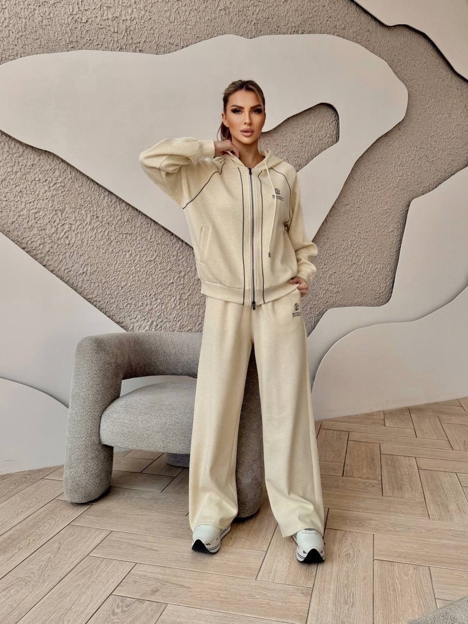 трикотажные костюмы,костюм спортивный женский,брючный костюм,костюм женский,спортивный костюм