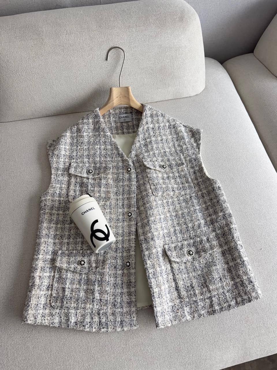 твидовый жилет,жилетка твидовый,жилет в стиле шанель,твидовый жилет женский,жакет celine твидовый