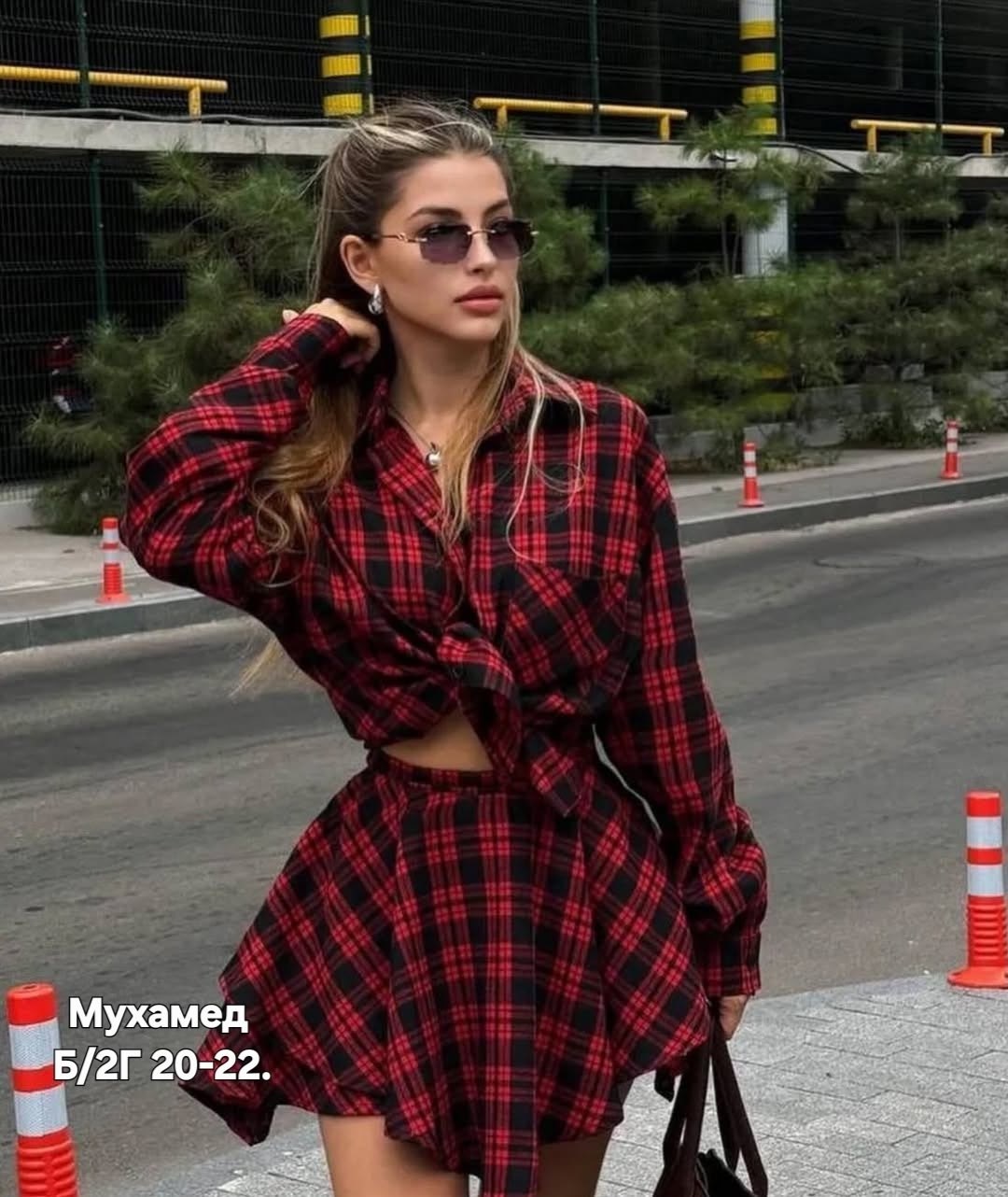 платье рубашка клетка,платья в клетку,стильный костюм в клетку,платье рубашка в клетку красное,костюм в клетку