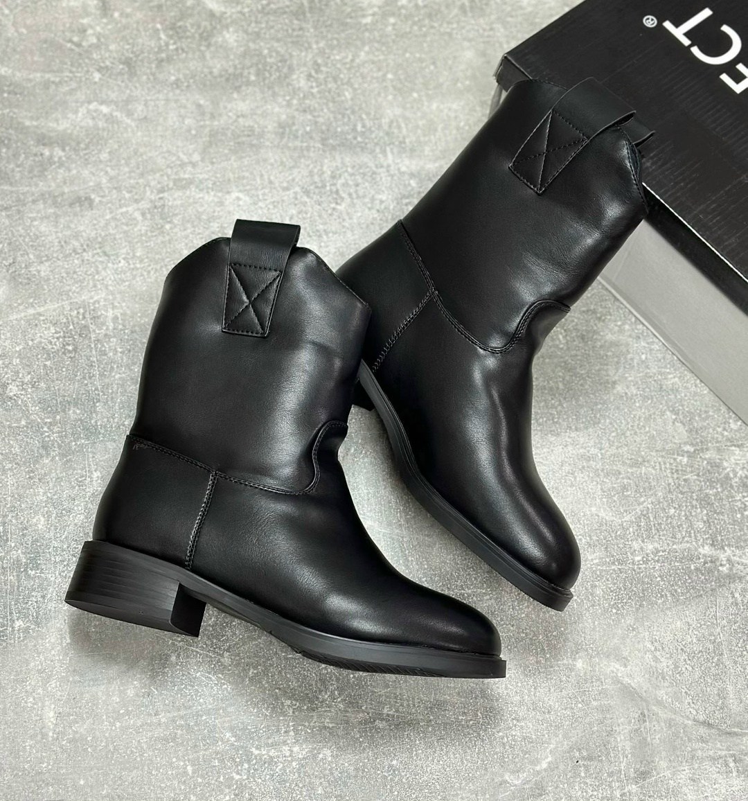 ,ботинки женские демисезонные казаки замшевые reversal 270874059,полусапоги,ботинки женские демисезонные казаки замшевые reversal,женские полусапоги