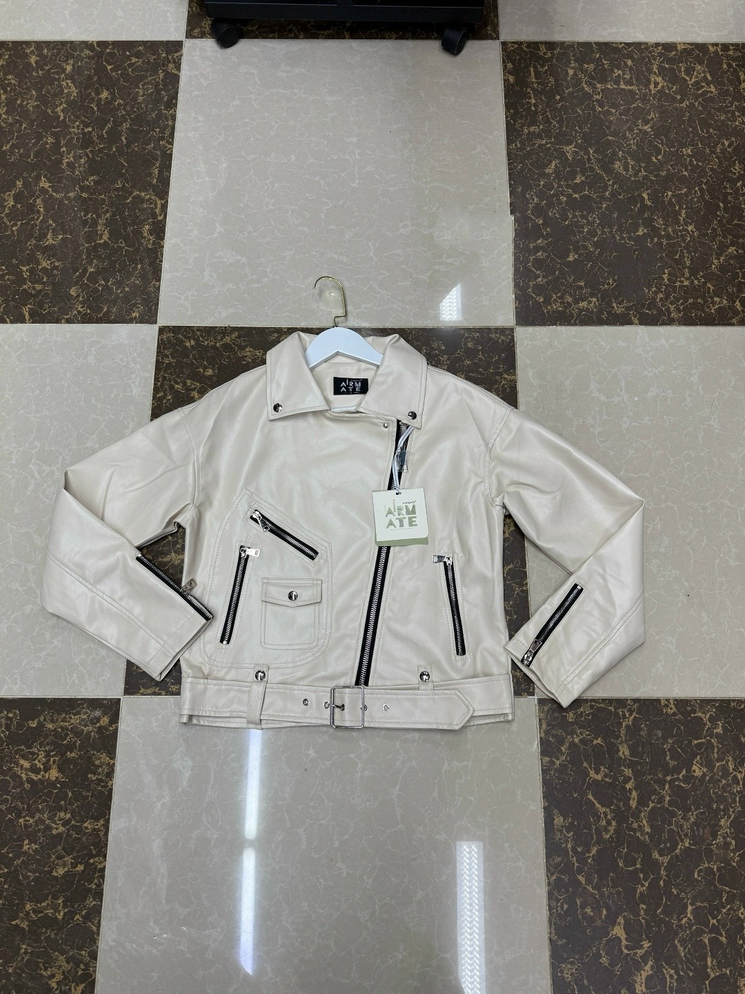 куртка косуха,куртка косуха женская кожаная,куртка из искусственной кожи женская,кожаная куртка,куртка косуха женская