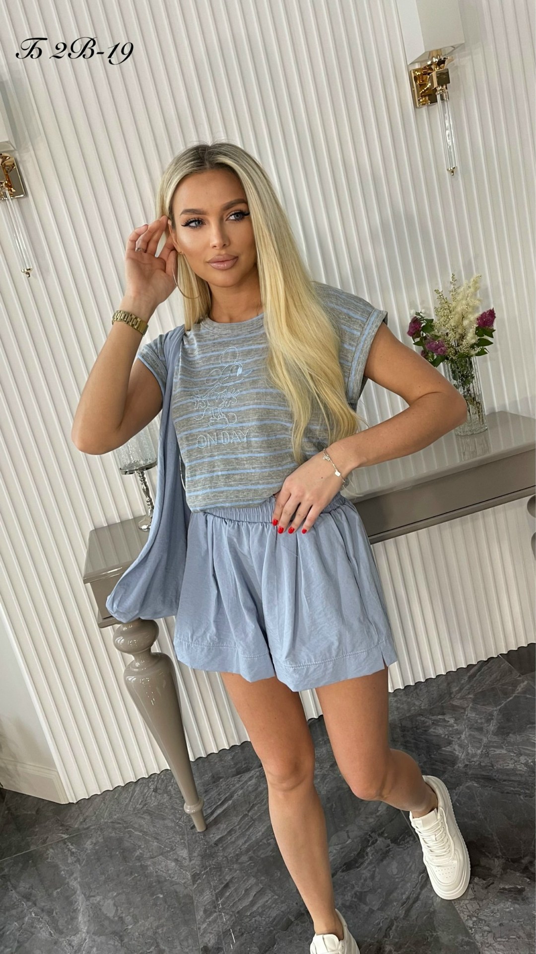 женская кофта,,женские костюмы,костюм с шортам