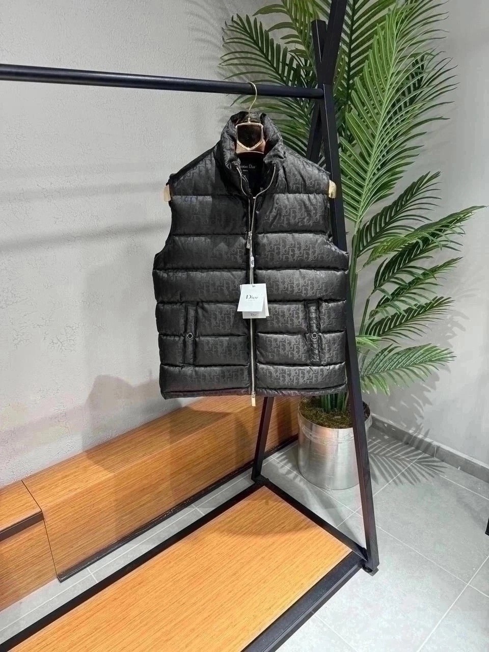 жилетка диор,жилетка dior,жилет dior,жилетка диор мужская,жилетка