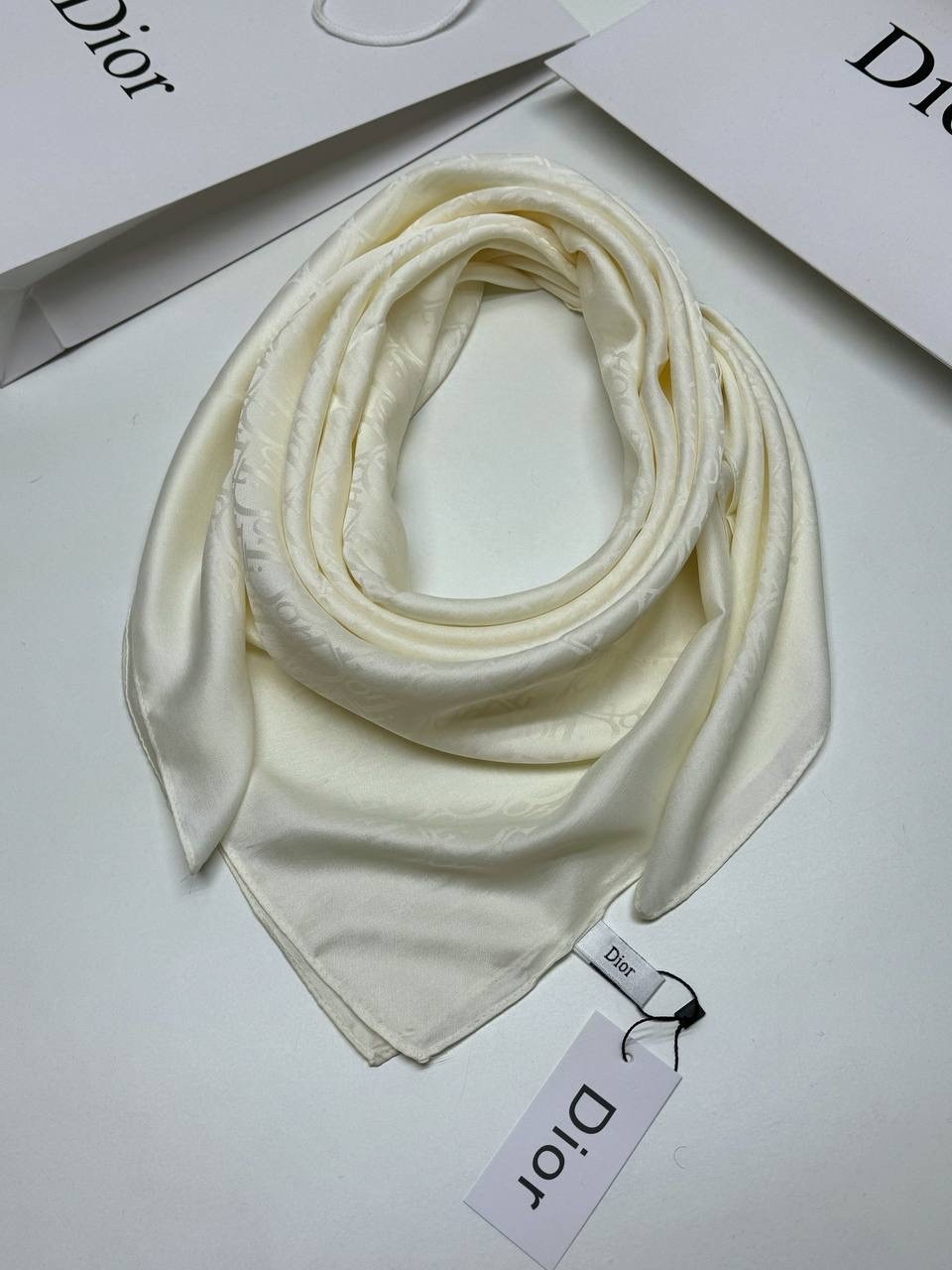 платок диор шелковый,шарф платок,платок женский шелк,платок кристиан диор,платки диор