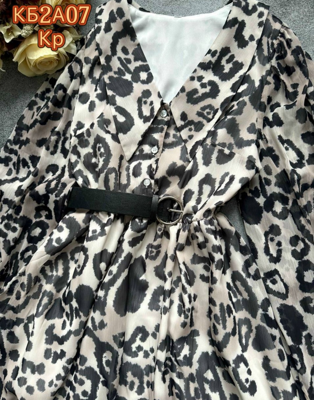 женское платье с леопардовым принтом,платье леопардовое,женское леопардовое платье,женское стильное платье на запах с леопардовым принтом,женское мини-платье с леопардовым принтом из полиэстера