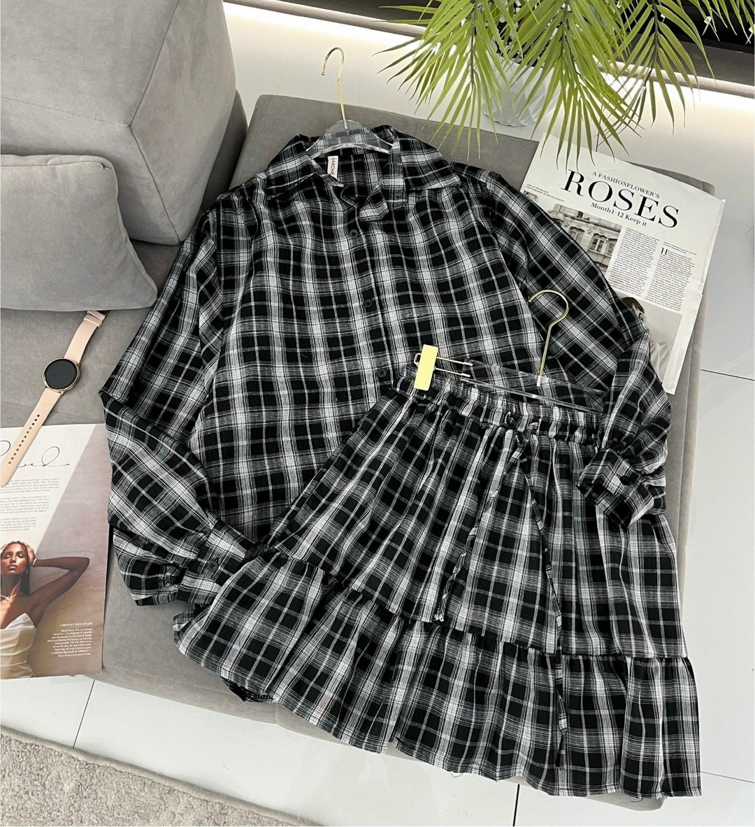 костюм с короткой юбкой и рубашкой в клетку,костюм в клетку с юбкой,костюм рубашка с юбкой,костюм в клетку,стильные костюмы