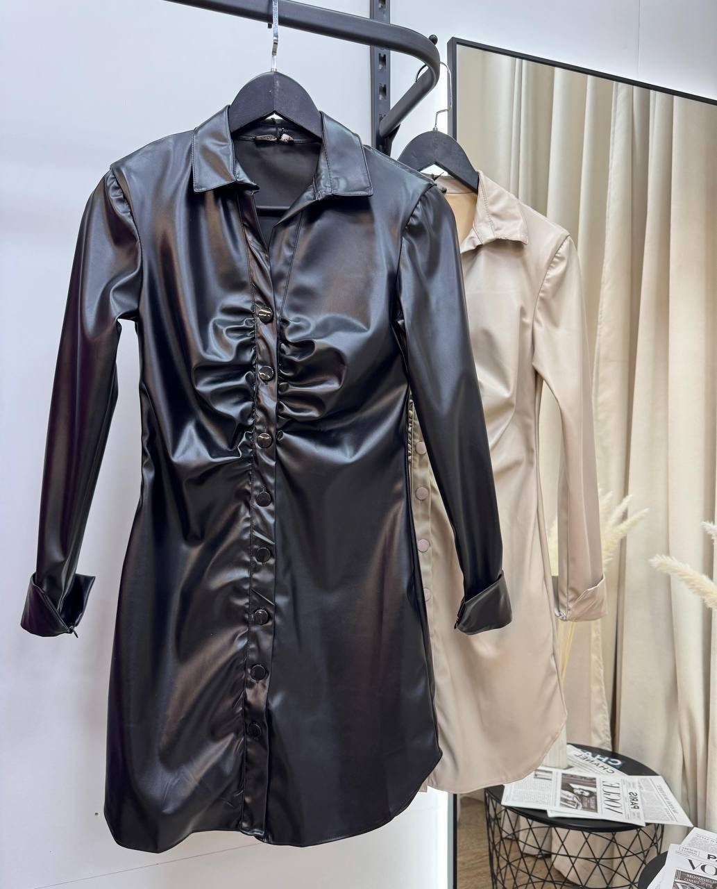 платье рубашка из экокожи,короткое платье из экокожи,платье короткое из экокожи the kubra,кожаное платье,платье из экокожи