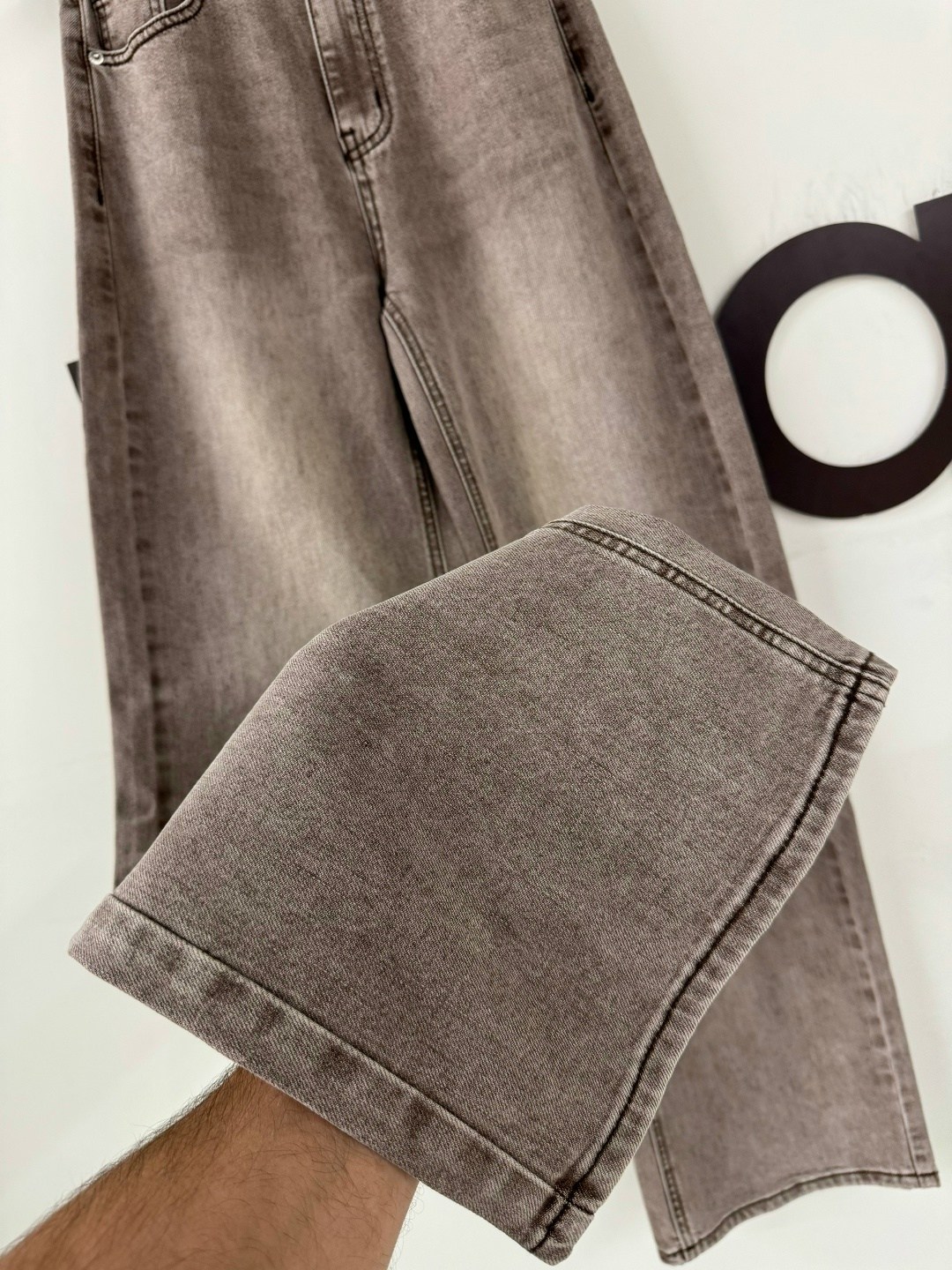 широкие джинсы,модные джинсы,женские джинсы,джинсы женские широкие,джинсы женские с широкими штанинами