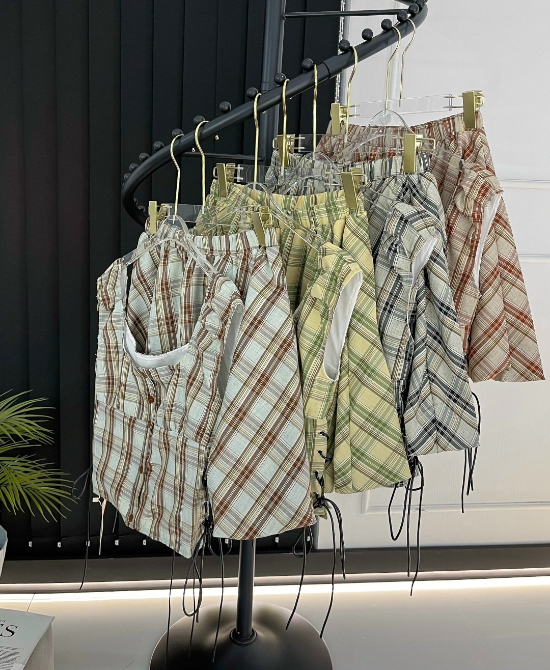 брюки в клетку женские,штаны в клетку,брюки в клетку,клетчатая рубашка женская,женская рубашка в клетку