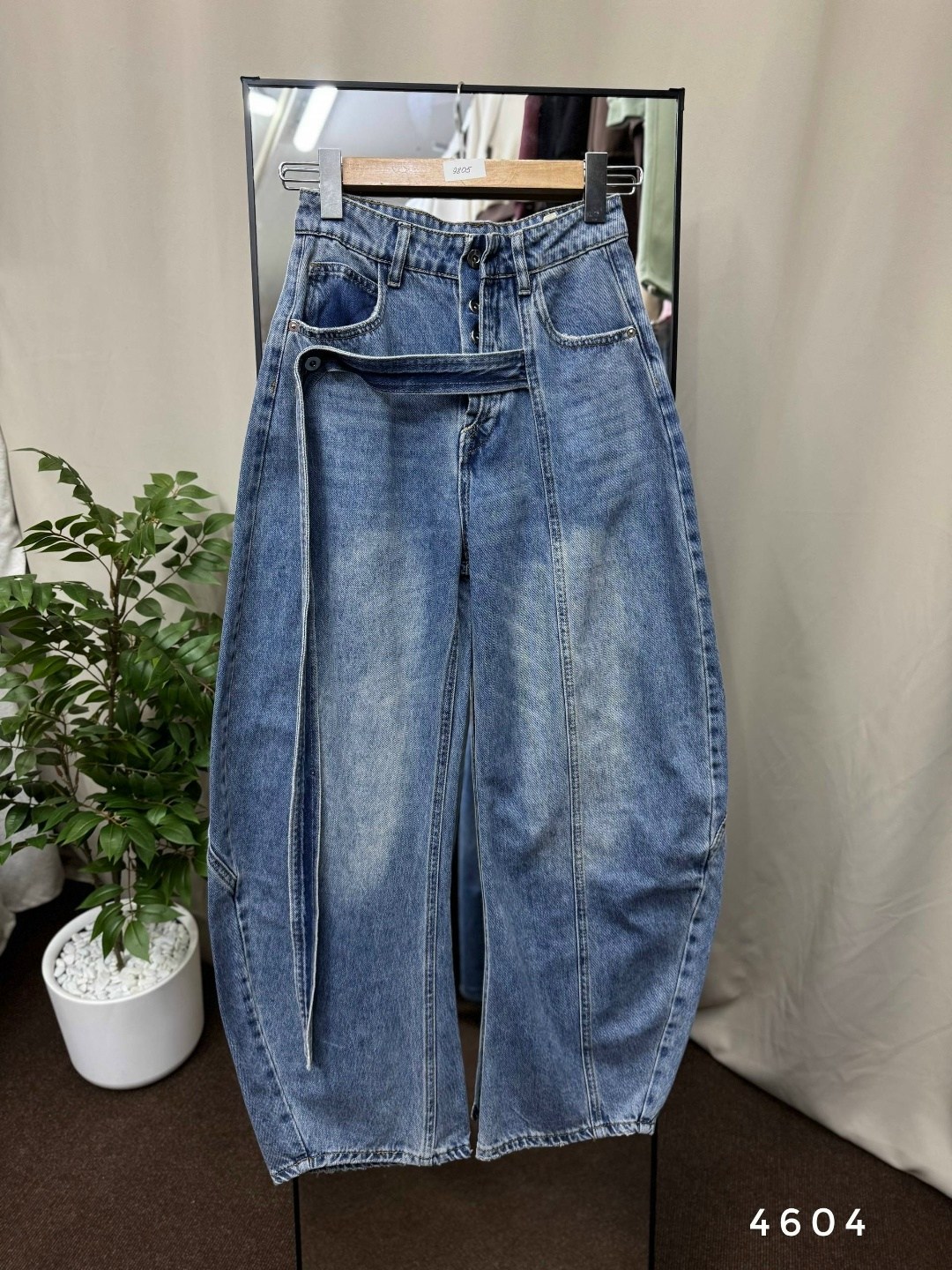 джинсы широкие,широкие джинсы женские,широкие брюки джинсы кореан стайл,джинсовые широкие брюки,женские джинсовые брюки с широкими штанинами