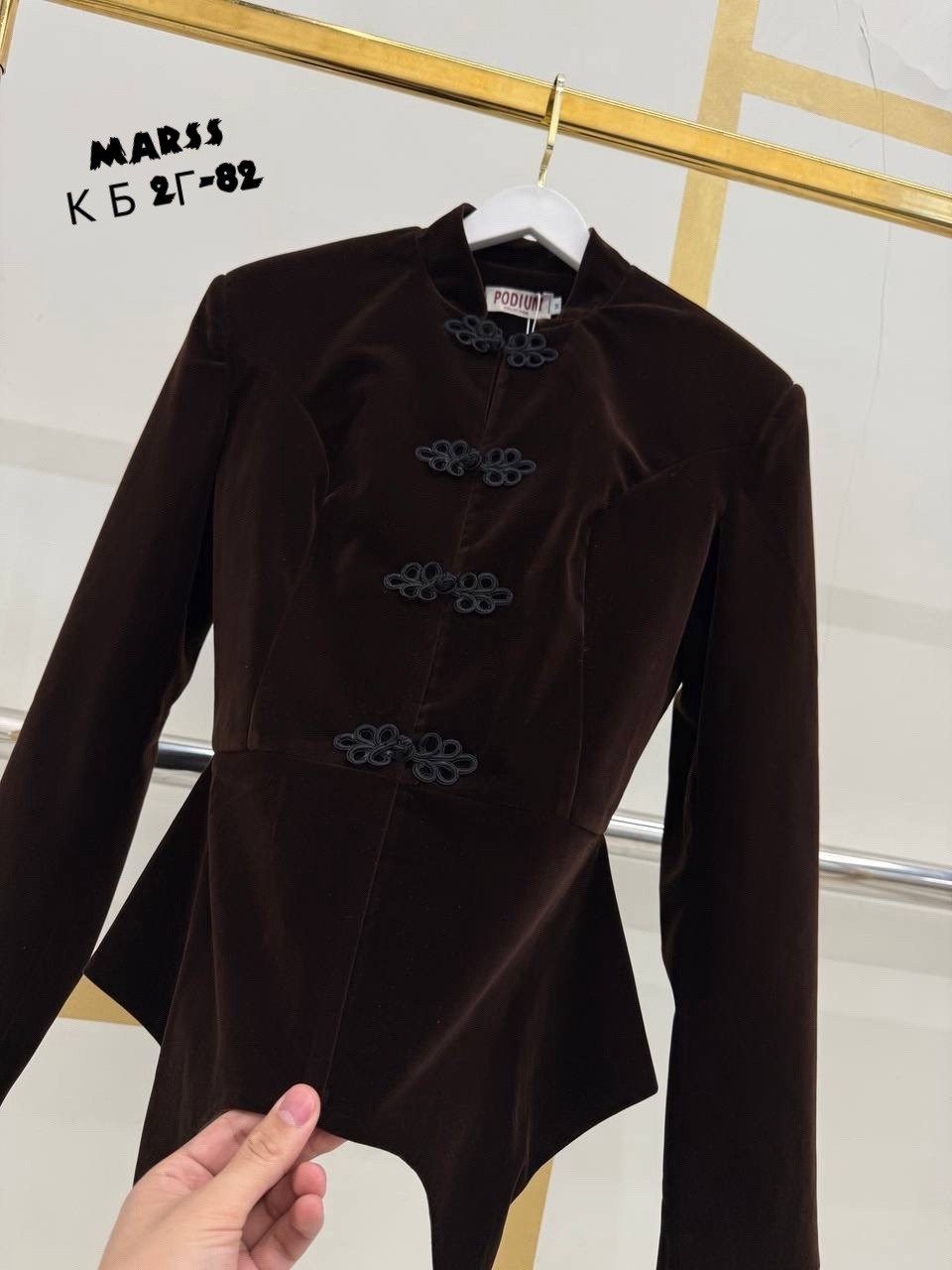 женский приталенный жакет,,приталенный жакет,жакет,жакет из бархата