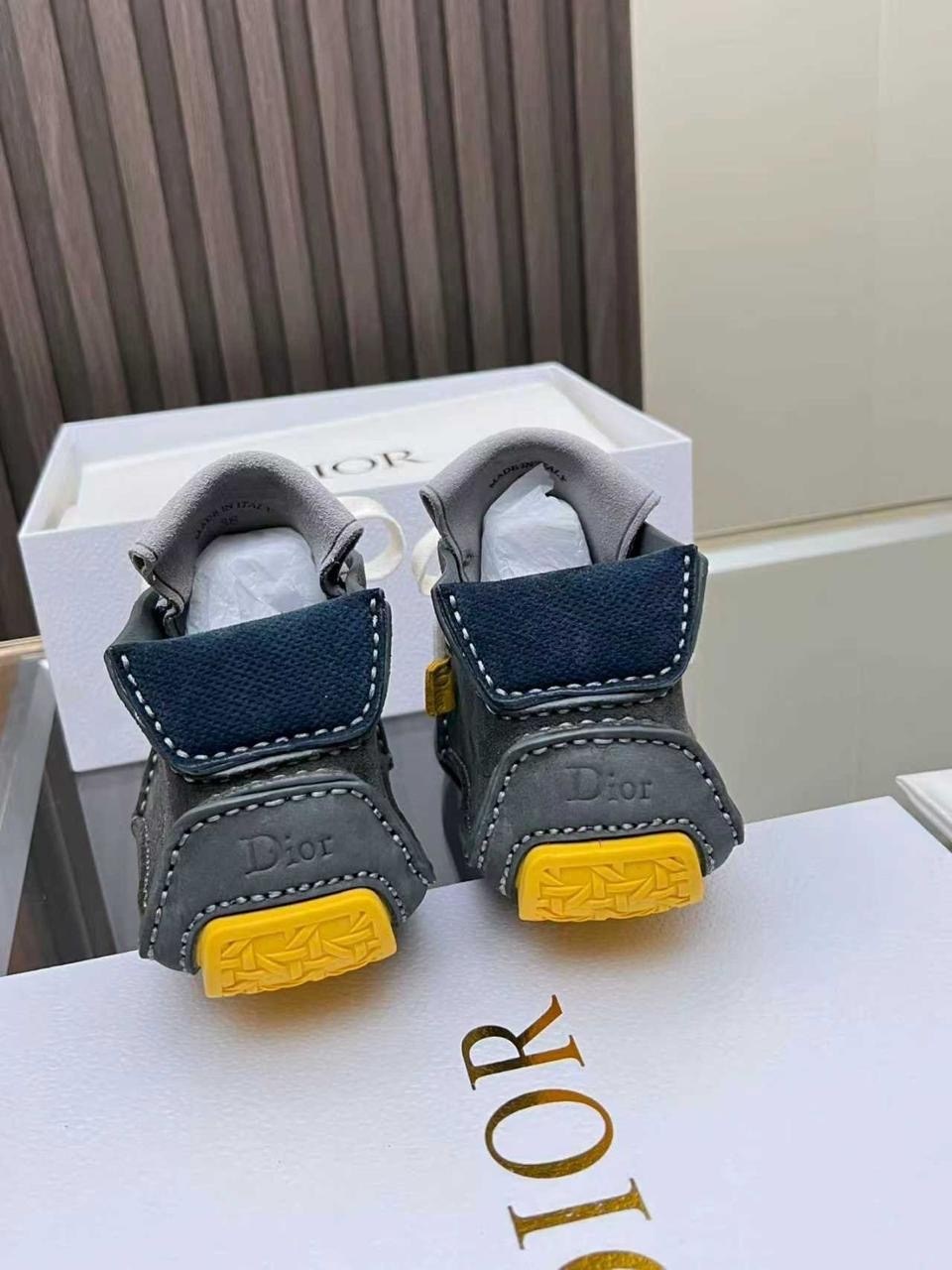 ,кроссовки dior,диор кроссовки,кроссовки диор женские,кроссовки dior женские