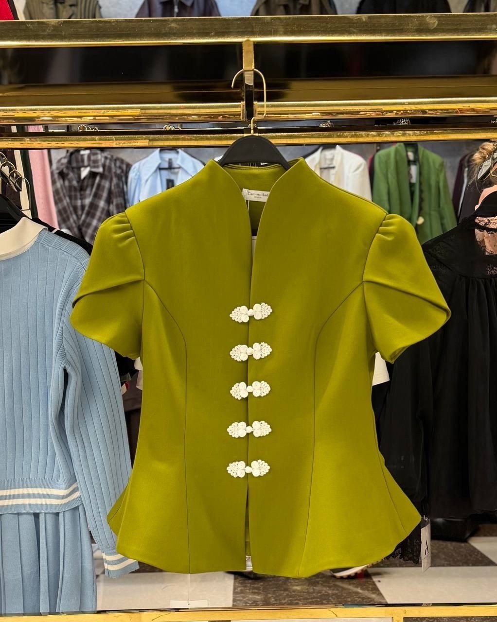 блузка модная,жакет с баской,женская блузка,женский костюм,пиджак приталенный