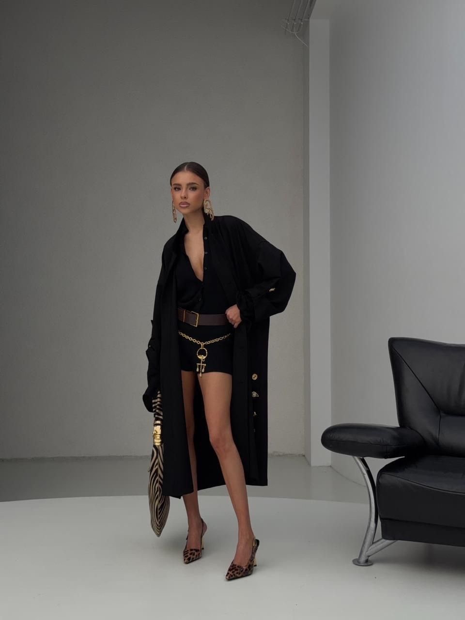 платье с поясом,черное платье с поясом,стильные наряды,мода модная