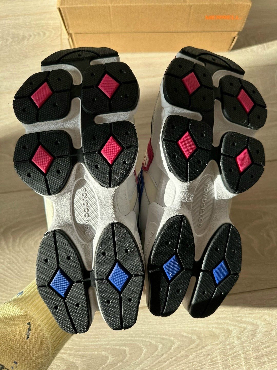 кроссовки,кроссовки женские,кроссовки new balance 9060,адидас раф симонс 2,кроссовка