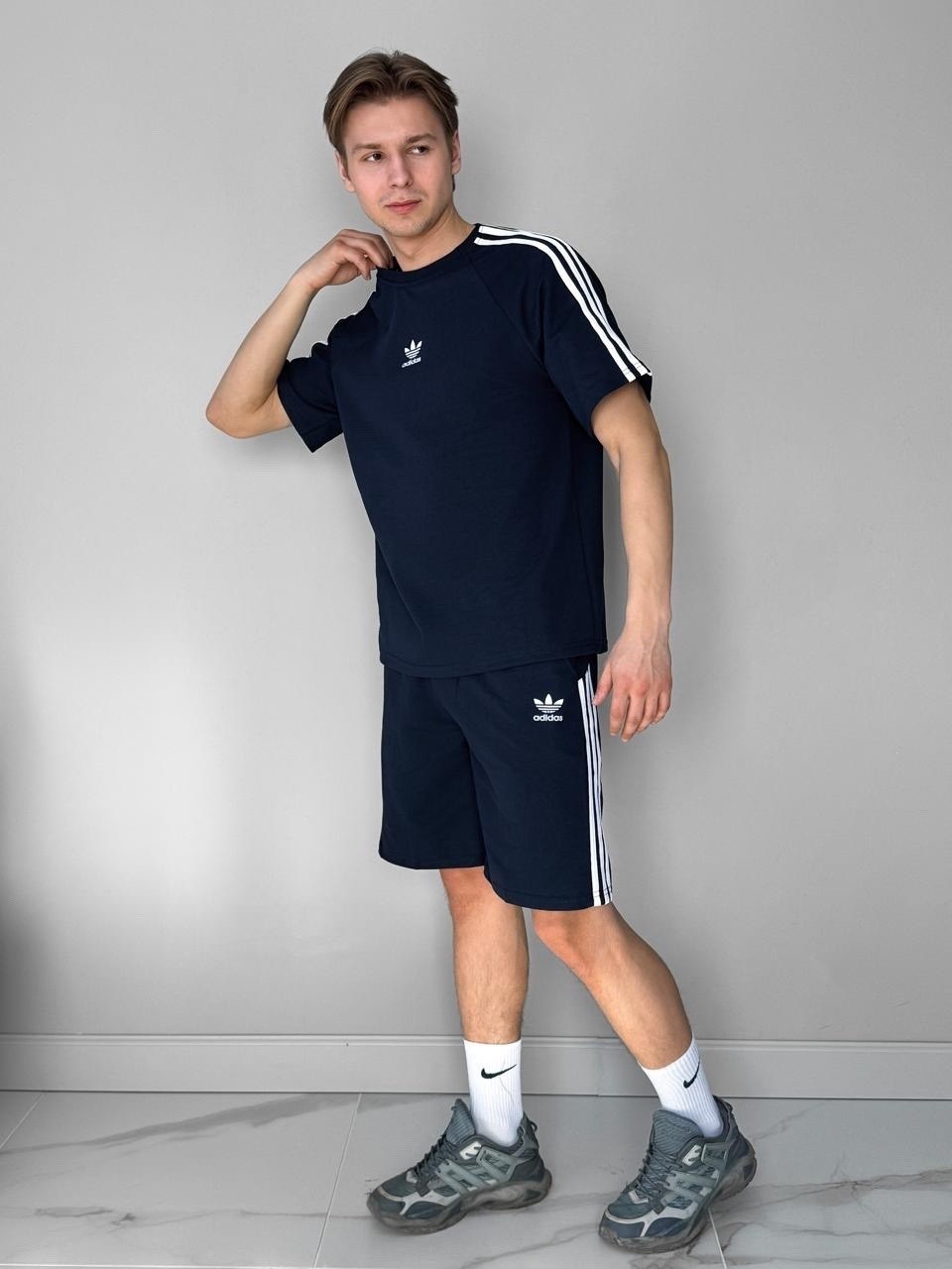костюм спортивный мужской летний с шортами,мужской спортивный костюм с шортами и футболкой,спортивные костюм мужские с шортами,костюм спортивные футболка и шорты,мужской спортивный костюм летний