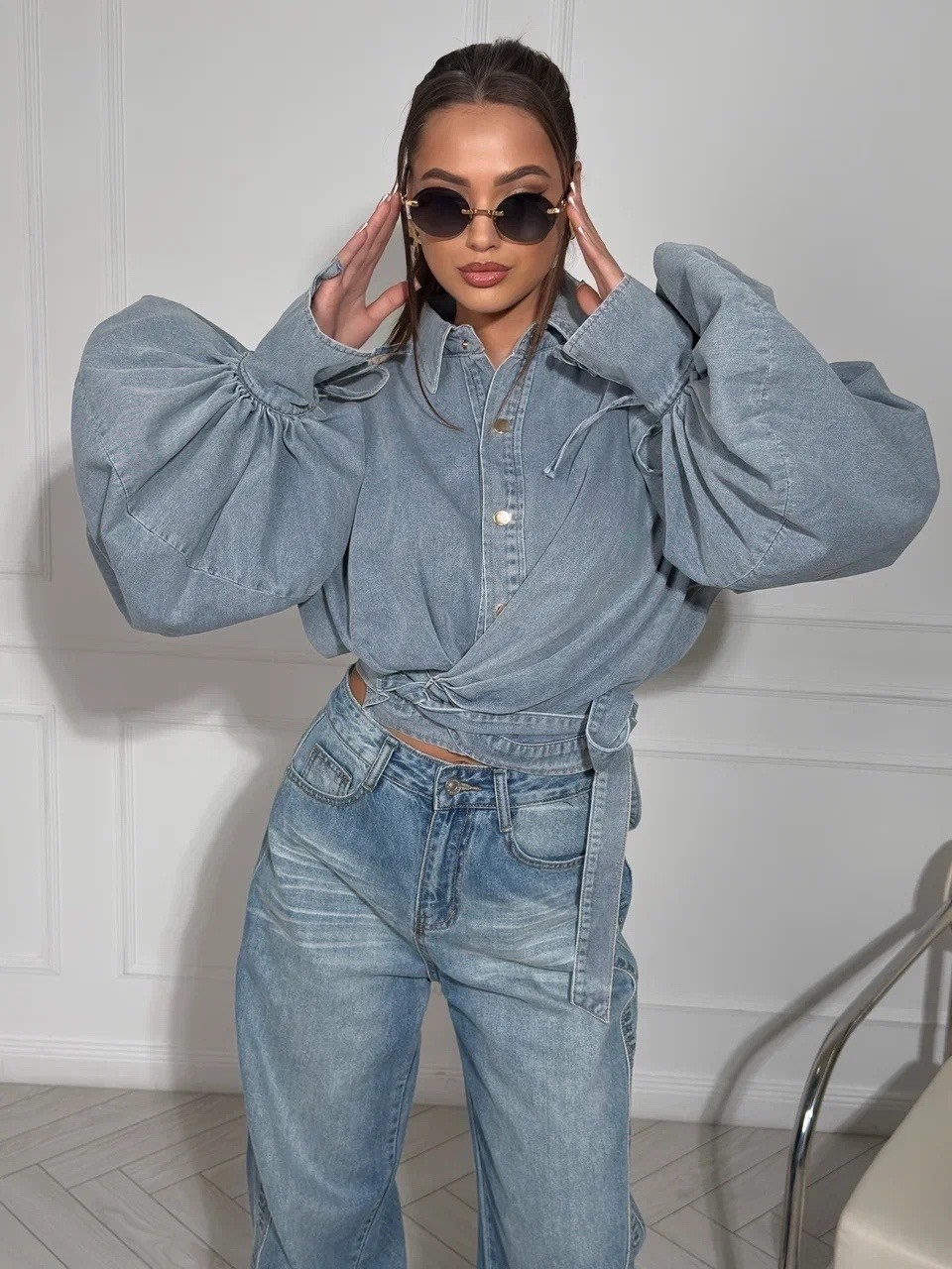 джинсовая рубашка женская,комбинезон джинсовый,джинсовый комбез,джинсы стильные,джинсовая куртка