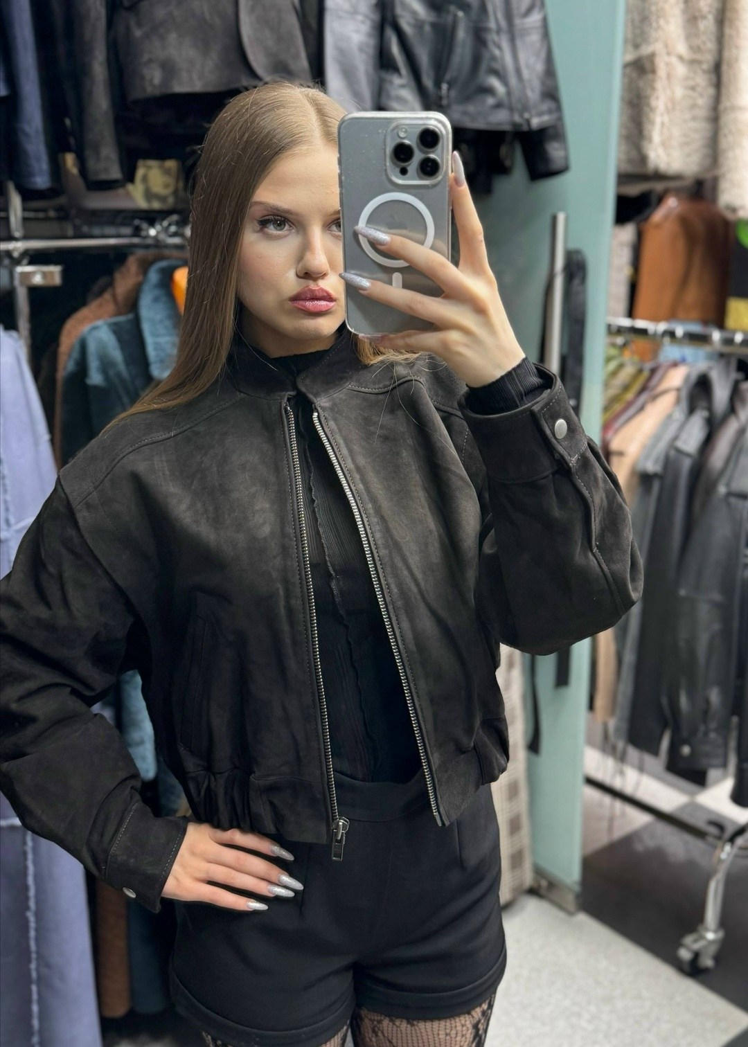 замшевая куртка,кожаная куртка,куртка из натуральной замши,женская кожаная куртка,замшевая куртка женская