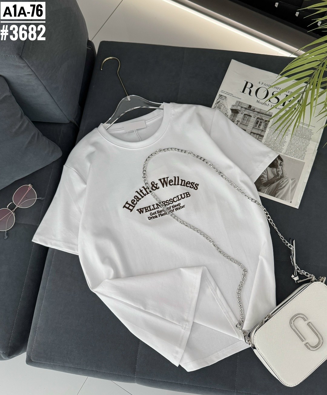 футболки женская,футболка оверсайз со стразам,стиль футболка,футболка,футболка женская базовая