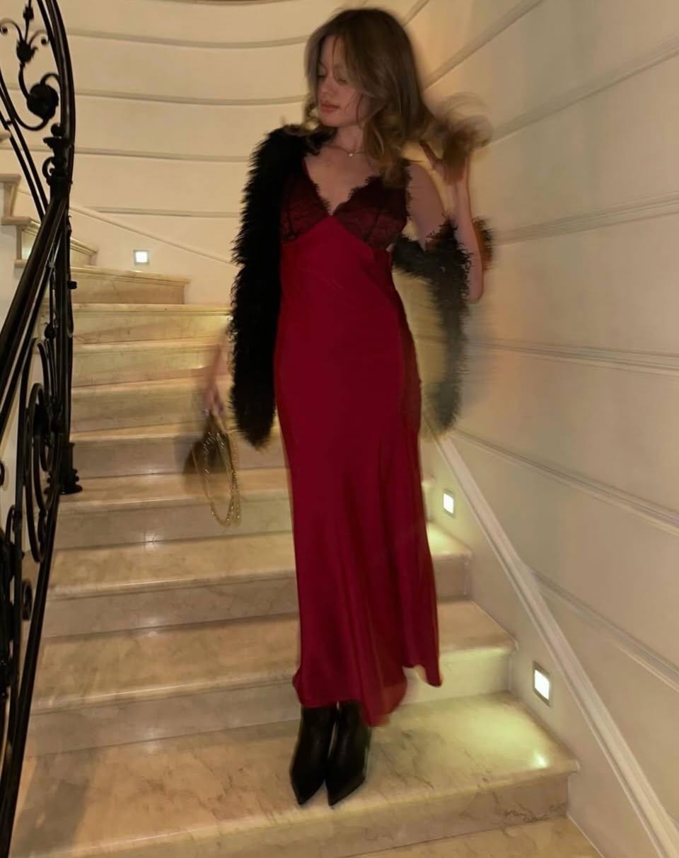 платье комбинация,платье с кружевами,платье модное,платье-комбинация миди с кружевом черного цвета,нарядное платье